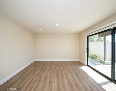 2415 Applewood Circle - Photo Thumbnail 31