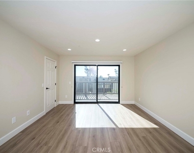 2415 Applewood Circle - Photo Thumbnail 36