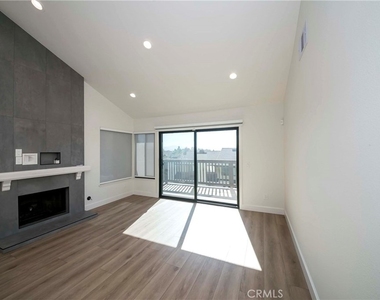 2415 Applewood Circle - Photo Thumbnail 14