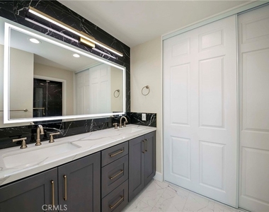 2415 Applewood Circle - Photo Thumbnail 29
