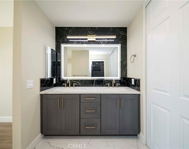 2415 Applewood Circle - Photo Thumbnail 27
