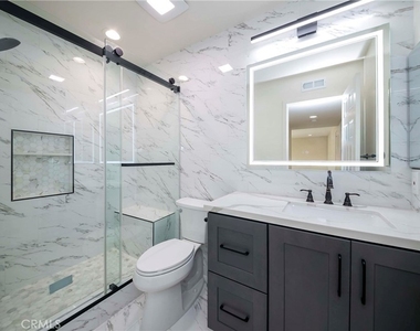 2415 Applewood Circle - Photo Thumbnail 28