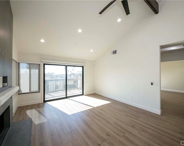 2415 Applewood Circle - Photo Thumbnail 15