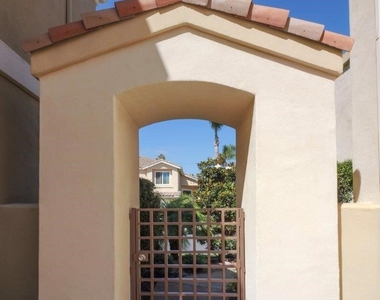5508 Maricopa - Photo Thumbnail 2