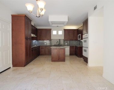 5508 Maricopa - Photo Thumbnail 13