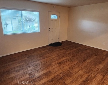 1505 El Camino Real - Photo Thumbnail 13