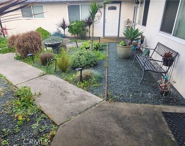 1505 El Camino Real - Photo Thumbnail 7