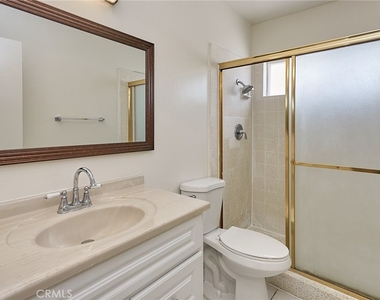 2656 Fairway Avenue - Photo Thumbnail 28