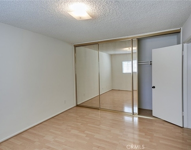 2656 Fairway Avenue - Photo Thumbnail 21