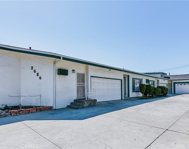 2656 Fairway Avenue - Photo Thumbnail 3