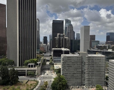 800 W 1st Street - Photo Thumbnail 43