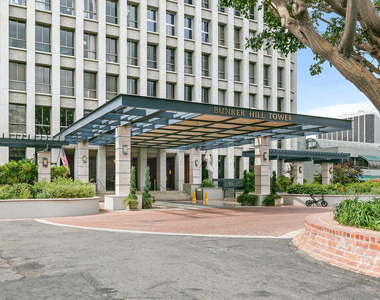 800 W 1st Street - Photo Thumbnail 1