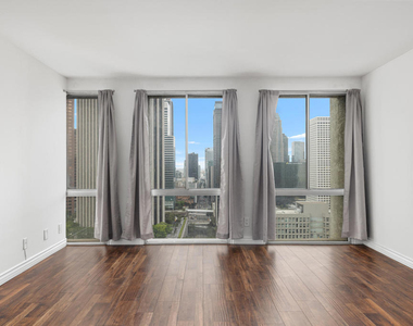 800 W 1st Street - Photo Thumbnail 7