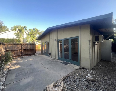 617 Charter Oak Street - Photo Thumbnail 11