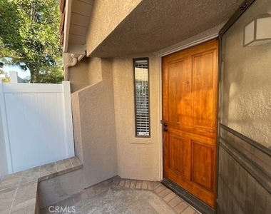 25022 Sanoria Street - Photo Thumbnail 3