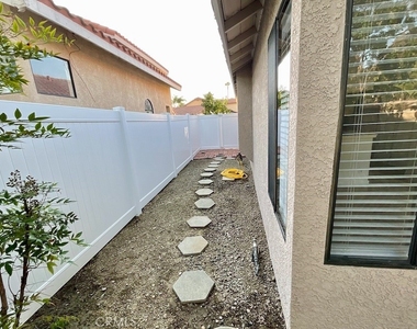 25022 Sanoria Street - Photo Thumbnail 15
