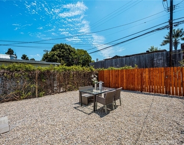 5157 Inglewood - Photo Thumbnail 24