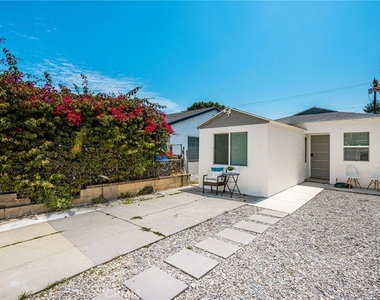 5157 Inglewood - Photo Thumbnail 22