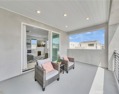 141 Sawbuck - Photo Thumbnail 50