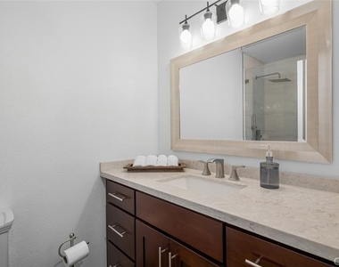 24218 Ontario Lane - Photo Thumbnail 22