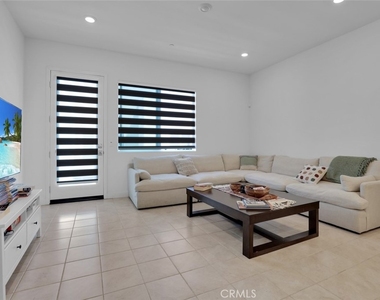 145 Sash - Photo Thumbnail 15