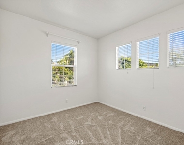 12 Danbury - Photo Thumbnail 12
