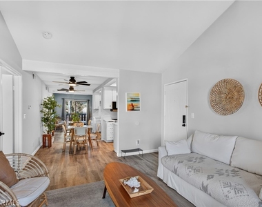 25611 Quail Run - Photo Thumbnail 5