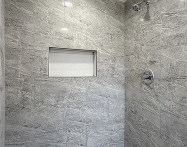 1420 Avenida Del Vista - Photo Thumbnail 14