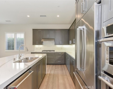 121 Linda Vista - Photo Thumbnail 9