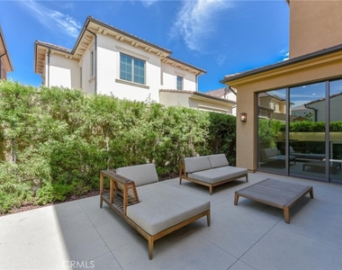 121 Linda Vista - Photo Thumbnail 38