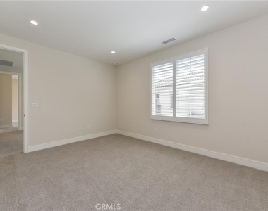 121 Linda Vista - Photo Thumbnail 35