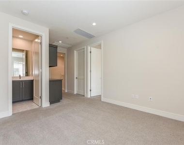 121 Linda Vista - Photo Thumbnail 27