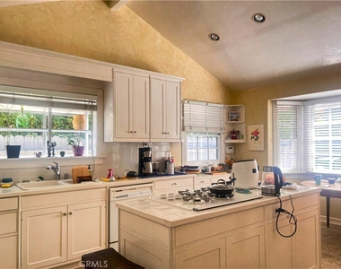 4124 E 5th - Photo Thumbnail 19