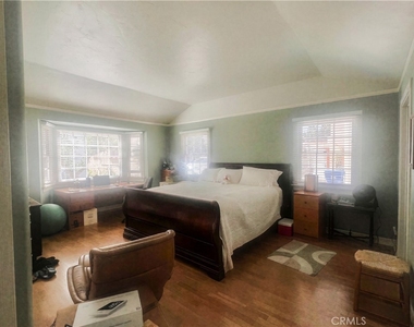 4124 E 5th - Photo Thumbnail 8