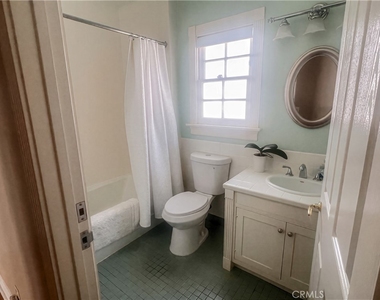 4124 E 5th - Photo Thumbnail 18
