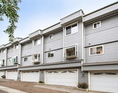 24851 Nueva Vista - Photo Thumbnail 13