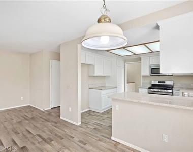 3353 Silvertip - Photo Thumbnail 7