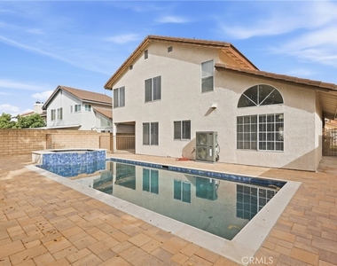 3353 Silvertip - Photo Thumbnail 21
