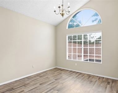3353 Silvertip - Photo Thumbnail 6