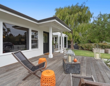 274 Magnolia Street - Photo Thumbnail 1