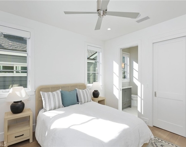 708 Heliotrope Avenue - Photo Thumbnail 22