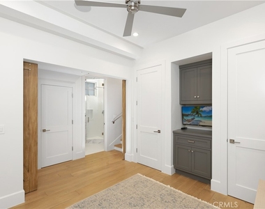 708 Heliotrope Avenue - Photo Thumbnail 26