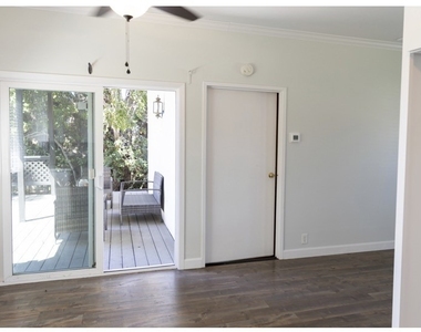 215 Altura Drive - Photo Thumbnail 7