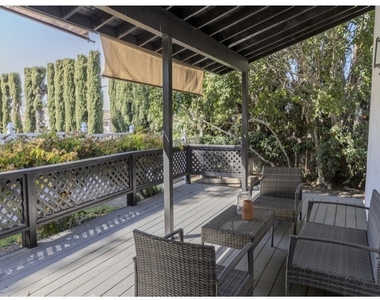 215 Altura Drive - Photo Thumbnail 9