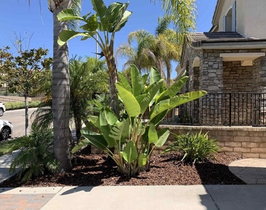 12975 Flintwood Way - Photo Thumbnail 2