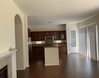 12975 Flintwood Way - Photo Thumbnail 10