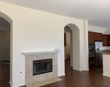 12975 Flintwood Way - Photo Thumbnail 11