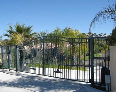 830 Highland Drive - Photo Thumbnail 41