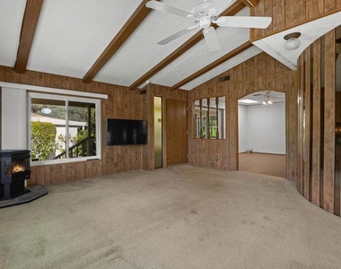 8975 Lawrence Welk Dr - Photo Thumbnail 17