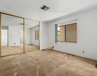 8975 Lawrence Welk Dr - Photo Thumbnail 38